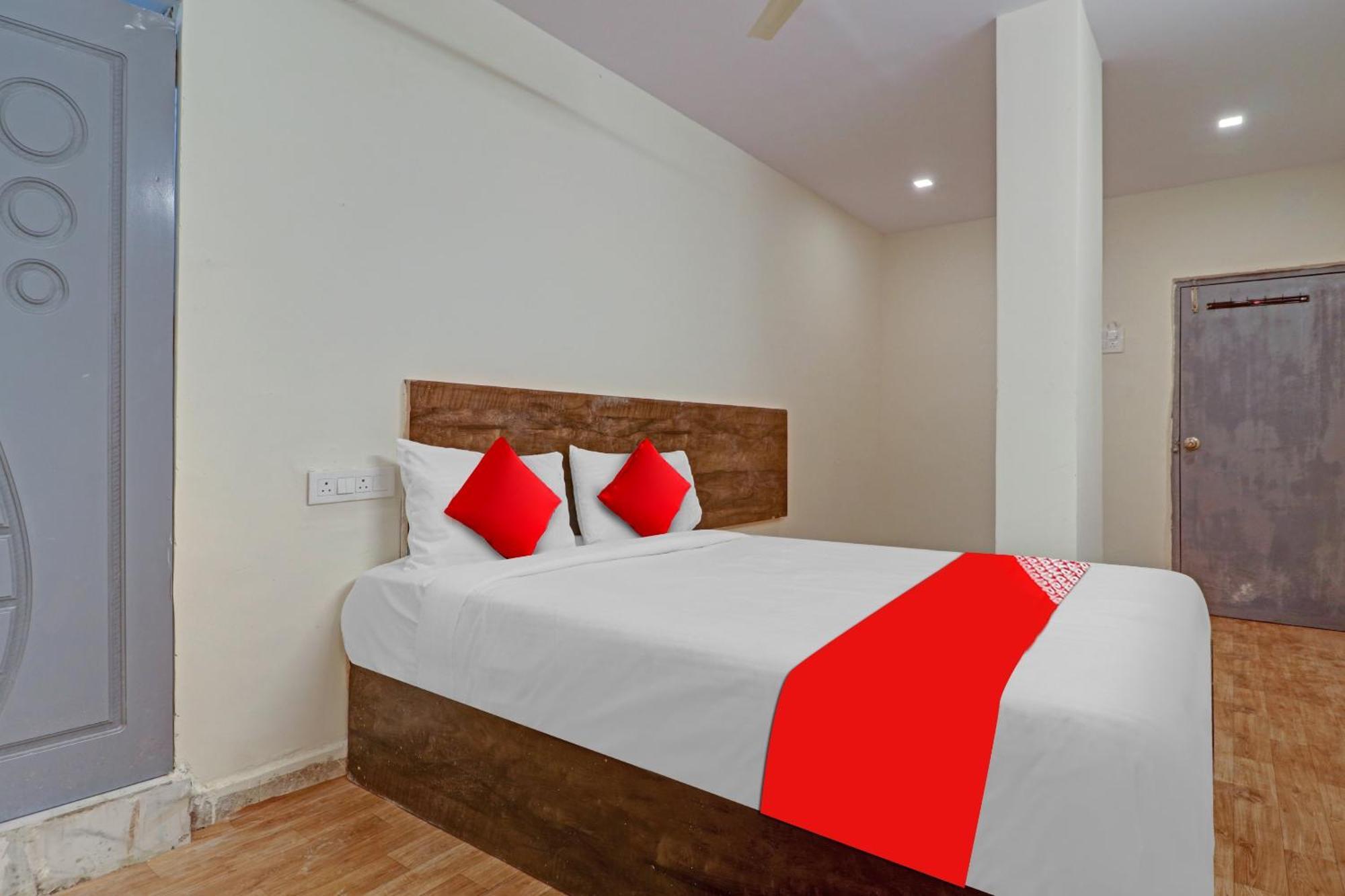 Hotel O R Square Bn Reddy Sururnagar Экстерьер фото
