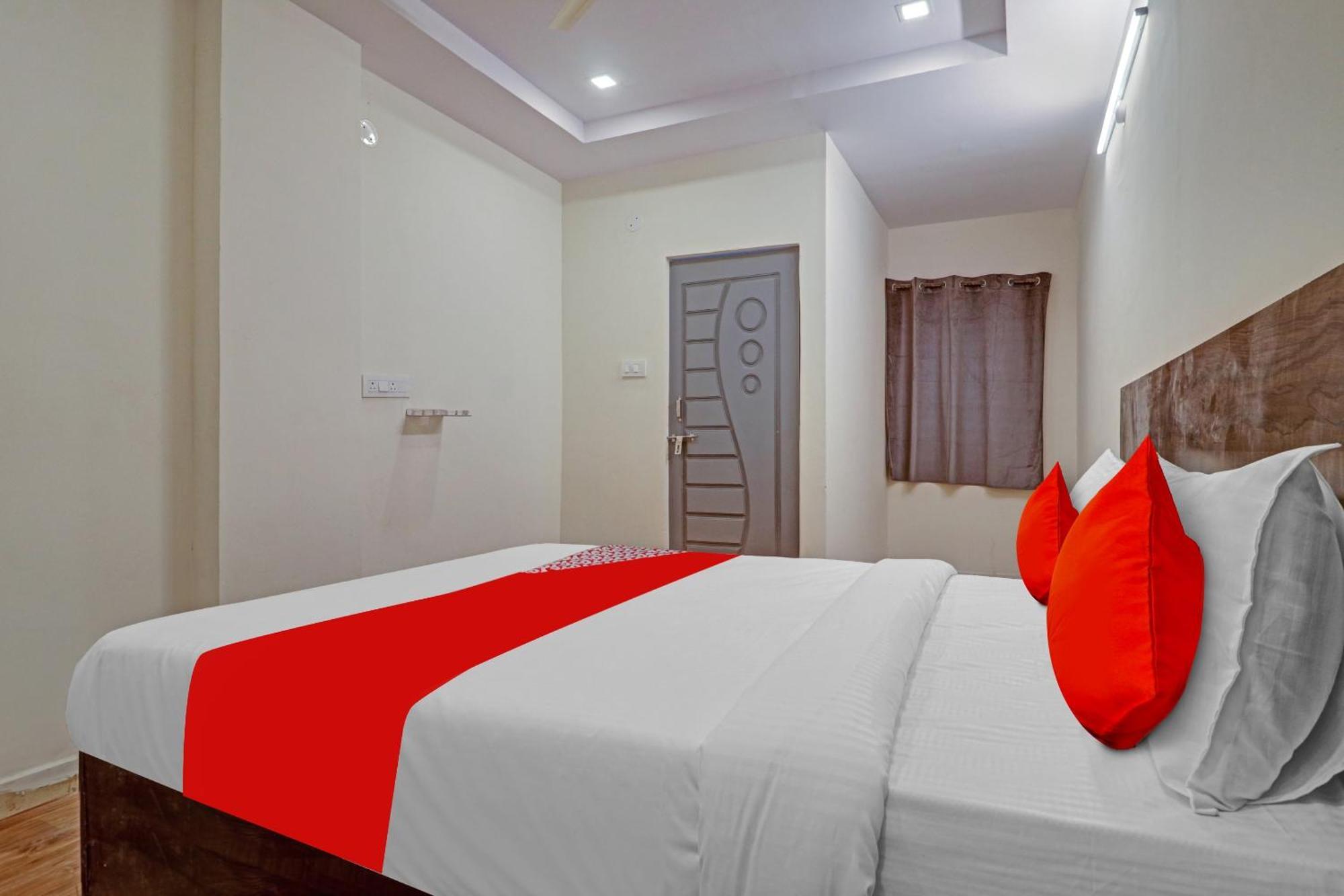 Hotel O R Square Bn Reddy Sururnagar Экстерьер фото