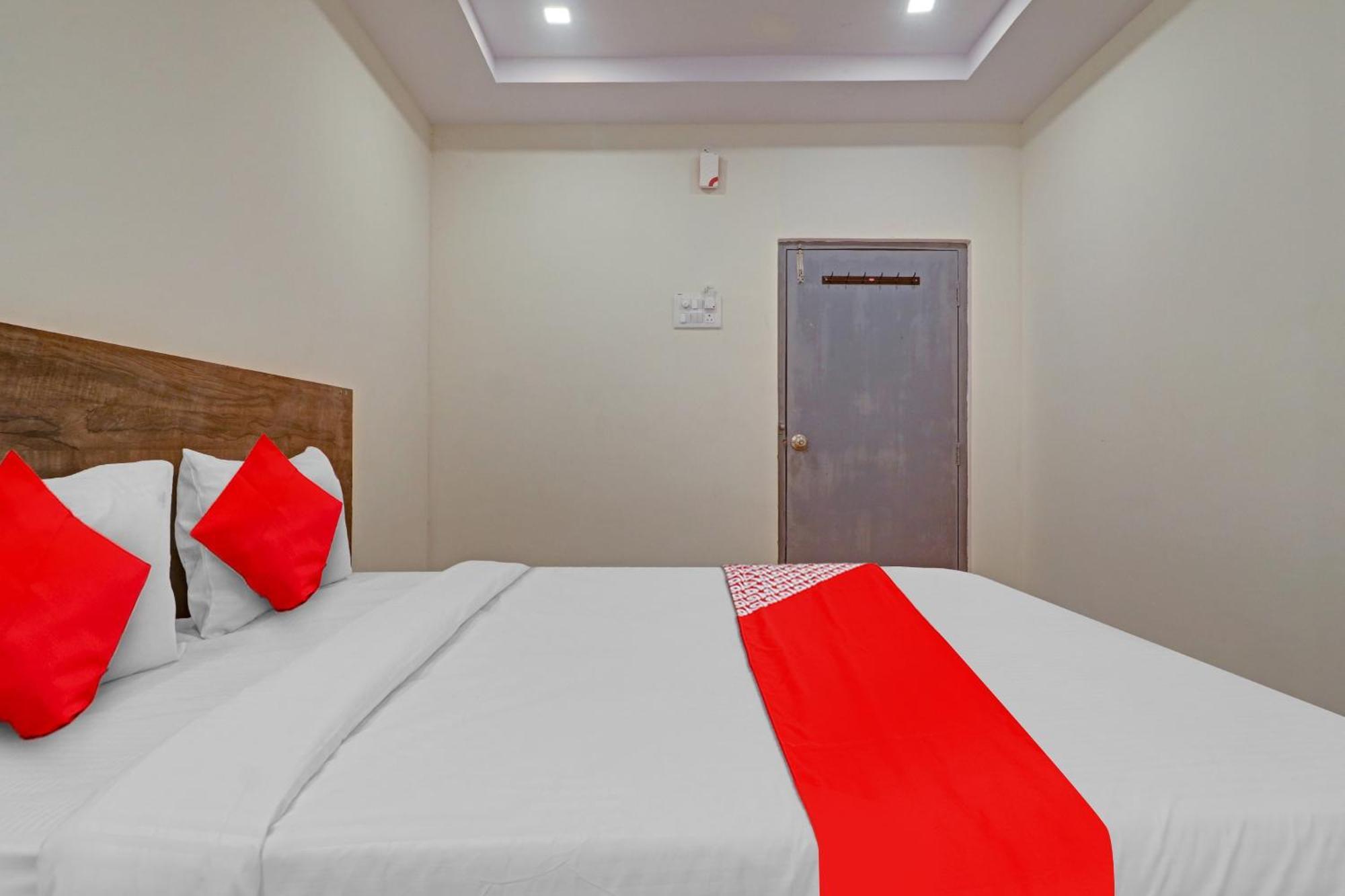 Hotel O R Square Bn Reddy Sururnagar Экстерьер фото