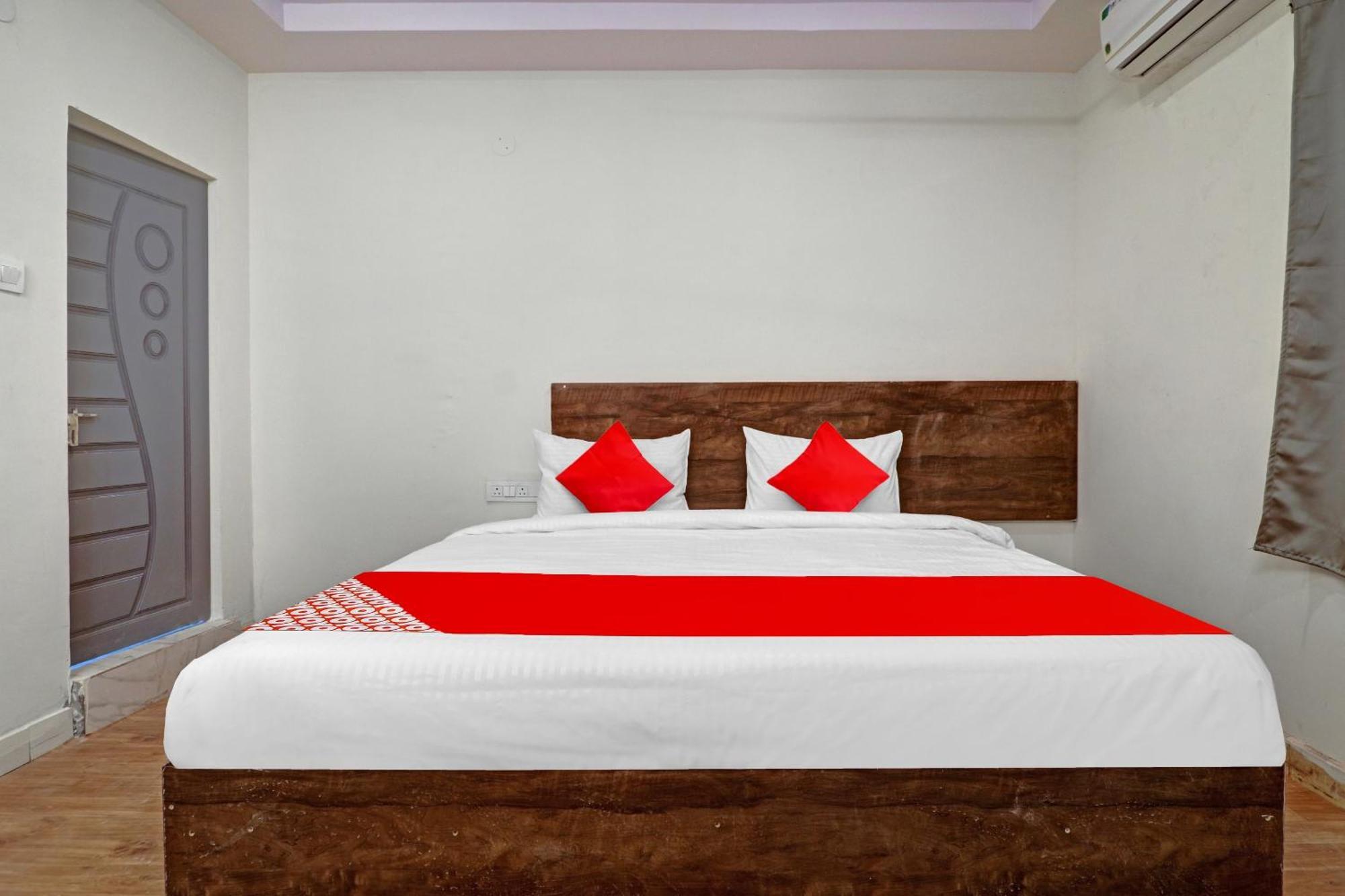 Hotel O R Square Bn Reddy Sururnagar Экстерьер фото