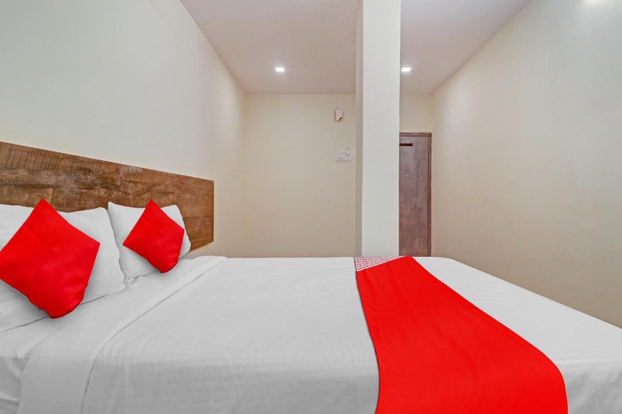 Hotel O R Square Bn Reddy Sururnagar Экстерьер фото